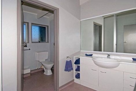 Photo of property in 15/76 Lake Terrace, Taupo, 3330
