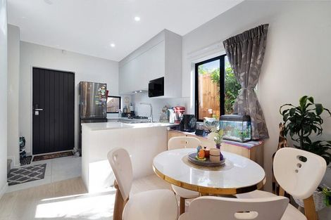 Photo of property in 10/47 Arawa Street, New Lynn, Auckland, 0600
