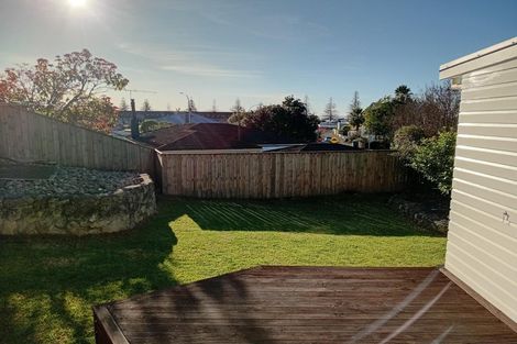 Photo of property in 122 Milton Road, Bluff Hill, Napier, 4110