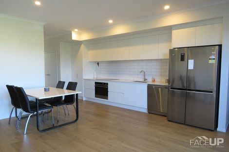 Photo of property in 32 Sidney Wallingford Way, Hobsonville, Auckland, 0616