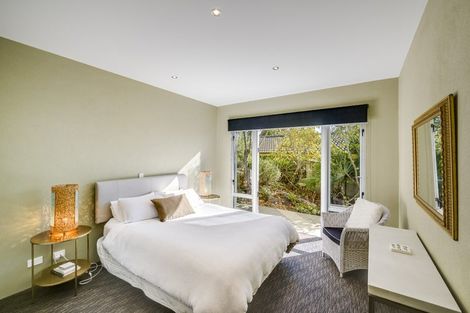 Photo of property in 14a George Street, Hospital Hill, Napier, 4110