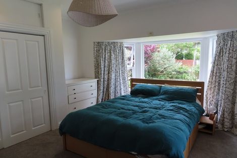 Photo of property in 43 Saint Ronans Avenue, Waterloo, Lower Hutt, 5011