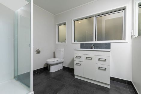 Photo of property in 1 Luanda Drive, Ranui, Auckland, 0612