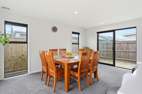 Photo of property in 71 Freedom Drive, Kelvin Grove, Palmerston North, 4414