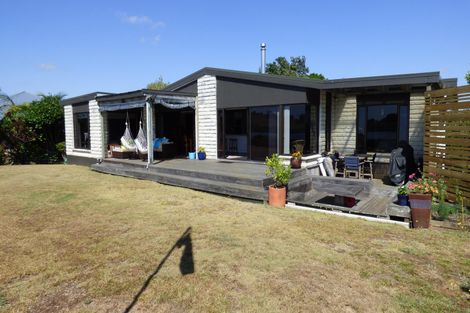 Photo of property in 24 Paretu Drive, Kerikeri, 0294