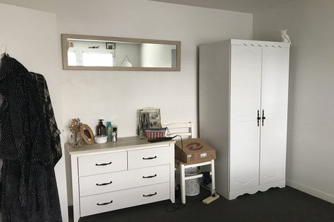 Photo of property in Fitzroy Flats, 7a Fitzroy Street, Feilding, 4702