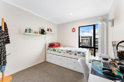 Photo of property in 12 Malcolm Calder Road, Hobsonville, Auckland, 0616