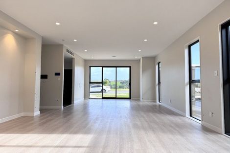 Photo of property in 19 Wagyu Lane, Karaka, 2580