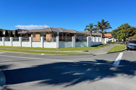 Photo of property in 1 Dunaff Place, Flat Bush, Auckland, 2019