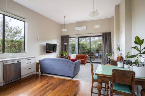 Photo of property in 80a Henwood Road, Paraite, New Plymouth, 4372