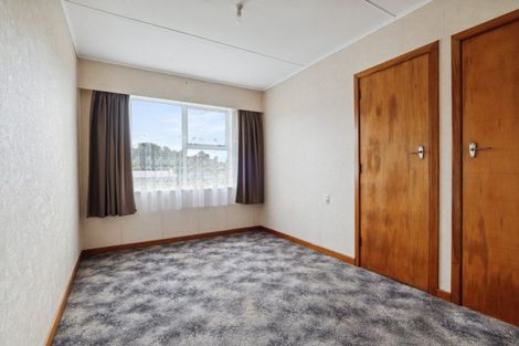 Photo of property in 2 Whakawhiti Street, Marfell, New Plymouth, 4310