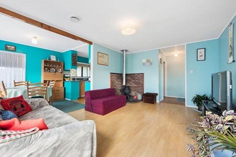 Photo of property in 12 Granville Drive, Massey, Auckland, 0614