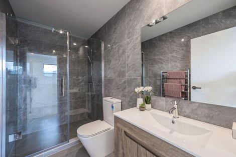 Photo of property in 67 Papatupu Way, Kumeu, 0810