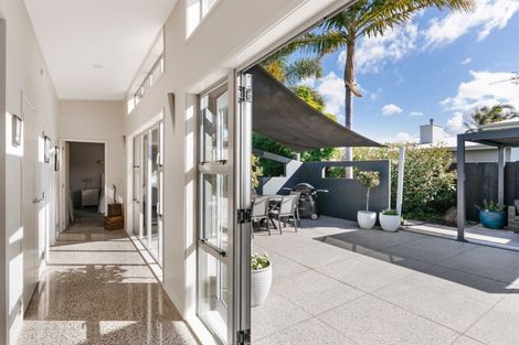 Photo of property in 22 Oriental Parade, Papamoa Beach, Papamoa, 3118