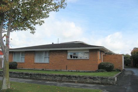 Photo of property in 17 Tudor Avenue, Ilam, Christchurch, 8041
