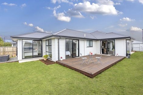 Photo of property in 11 Clonbunny Close, Rolleston, 7614