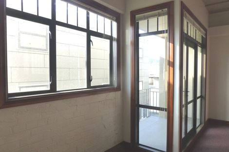 Photo of property in Pirie Street Townhouses, 28/35u Pirie Street, Mount Victoria, Wellington, 6011