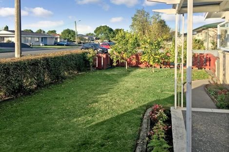 Photo of property in 1/15 Peddie Street, Taradale, Napier, 4112