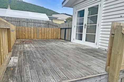 Photo of property in 4 Utauta Street, Waikanae, 5036