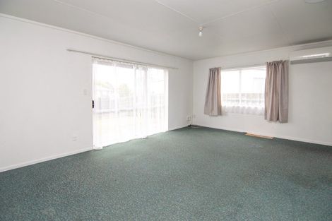 Photo of property in 1/20 Hilton Grove, Kelvin Grove, Palmerston North, 4414