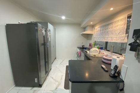 Photo of property in 2 Portrush Lane, Takanini, 2112