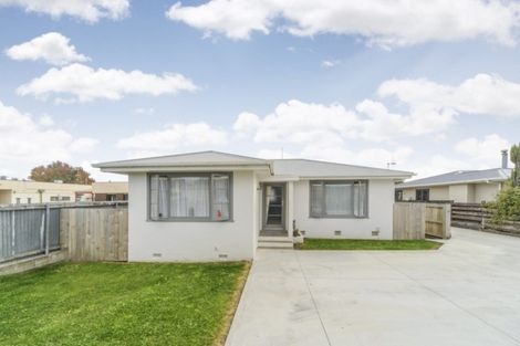 Photo of property in 5 Milton Street, Roslyn, Palmerston North, 4414
