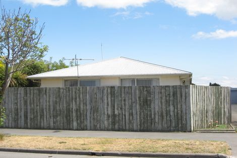 Photo of property in 1/31 Lamorna Road, Parklands, Christchurch, 8083