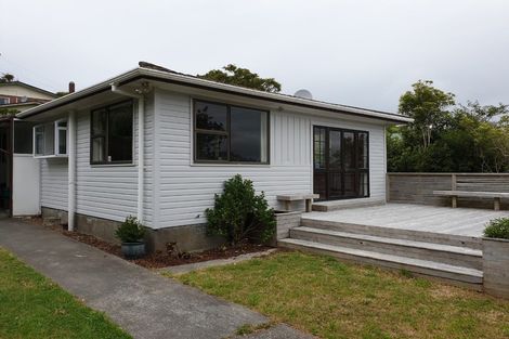 Photo of property in 1 Ceres Crescent, Johnsonville, Wellington, 6037