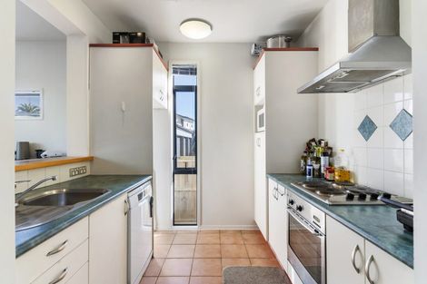 Photo of property in 46/2 Armoy Drive, East Tamaki, Auckland, 2016
