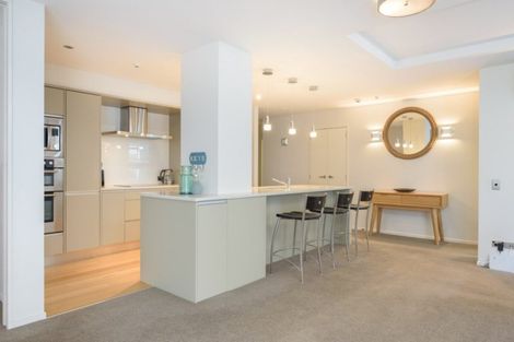 Photo of property in 5/48 Marine Parade, Mount Maunganui, 3116