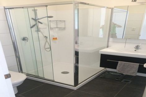 Photo of property in 25u1 Home Street, Mount Victoria, Wellington, 6011