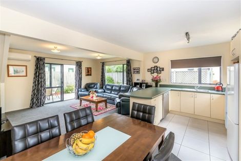 Photo of property in 48a Oxley Avenue, St Albans, Christchurch, 8014