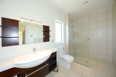 Photo of property in 4 Clearview Lane, Mount Pleasant, Christchurch, 8081