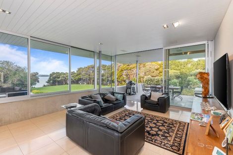 Photo of property in 657 Pukapuka Road, Pohuehue, Warkworth, 0983