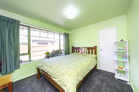 Photo of property in 75 Long Melford Road, Awapuni, Palmerston North, 4412