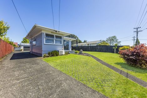 Photo of property in 4 Mcdivitt Street, Manurewa, Auckland, 2102