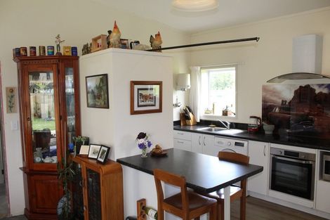 Photo of property in 39 Laws Road, Dannevirke, 4972