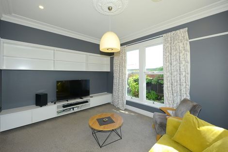 Photo of property in 1 Norwood Street, Beckenham, Christchurch, 8023