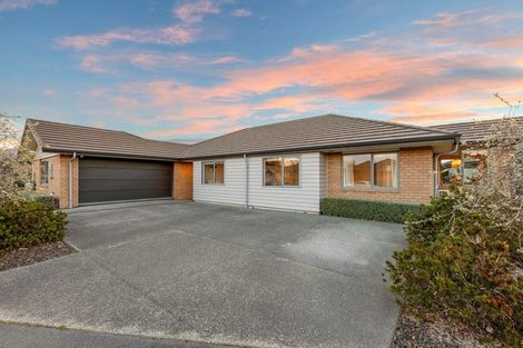 Photo of property in 26 Blue Gum Place, New Brighton, Christchurch, 8083