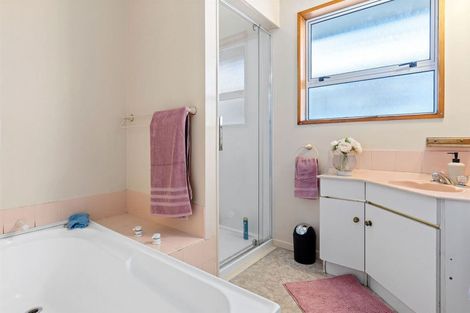 Photo of property in 11 Rossiter Avenue, Redwood, Christchurch, 8051