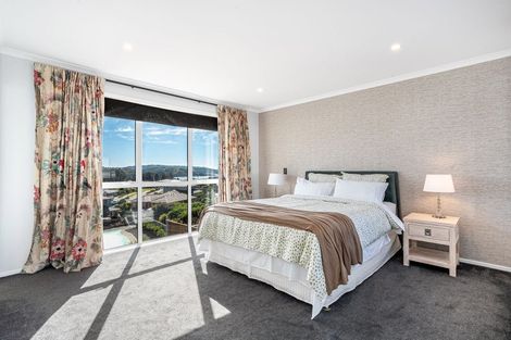 Photo of property in 3 Okataina Way, Aotea, Porirua, 5024