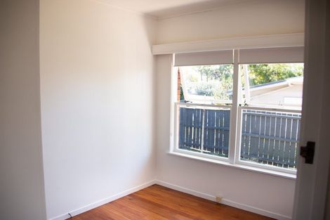 Photo of property in 22 Old Lake Road, Narrow Neck, Auckland, 0624