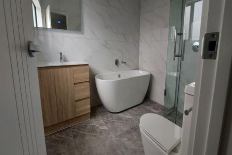 Photo of property in 708a Te Atatu Road, Te Atatu Peninsula, Auckland, 0610