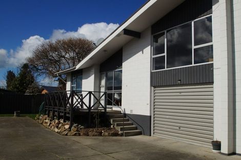 Photo of property in 24 Chilton Drive, Mairehau, Christchurch, 8052