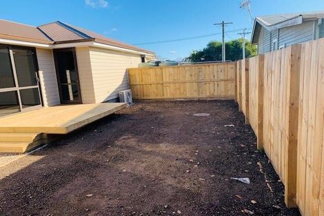 Photo of property in 38u2 Smith Street, Frankton, Hamilton, 3204