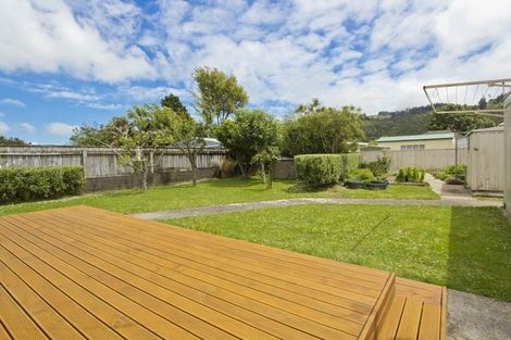 Photo of property in 13 Pearce Crescent, Taita, Lower Hutt, 5011