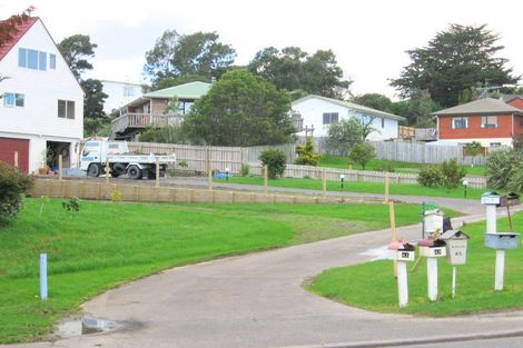 Photo of property in 37-39 Jelas Road, Red Beach, 0932
