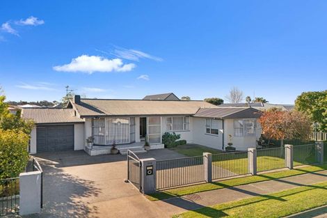 Photo of property in 114 Wharerangi Road, Greenmeadows, Napier, 4112