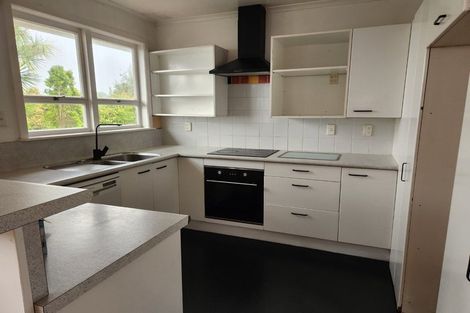 Photo of property in 77 Royal Road, Massey, Auckland, 0614