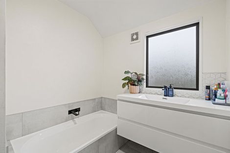 Photo of property in 1/160 Saint Albans Street, St Albans, Christchurch, 8014